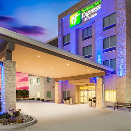 Holiday Inn Express & Suites Litchfield By Ihg Экстерьер фото
