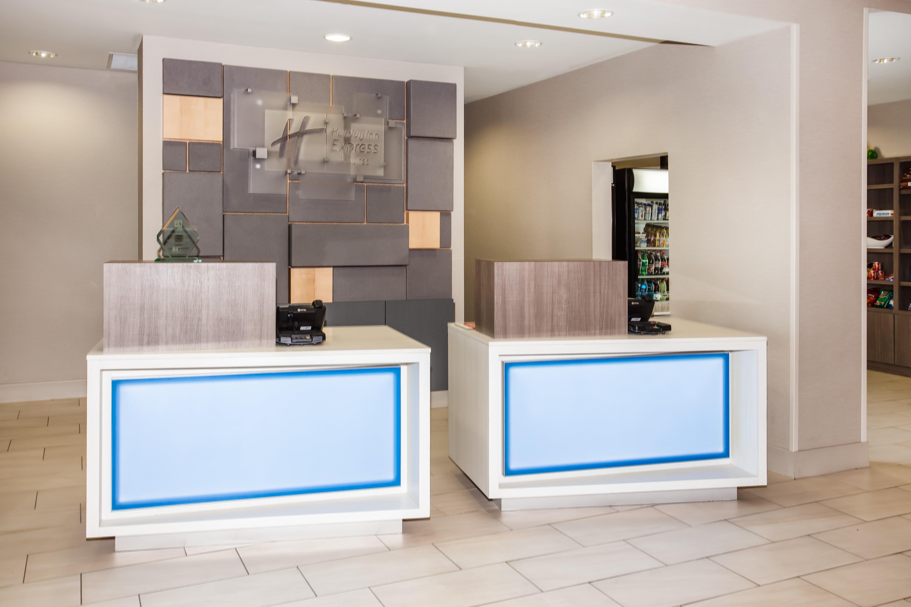 Holiday Inn Express & Suites Litchfield By Ihg Экстерьер фото