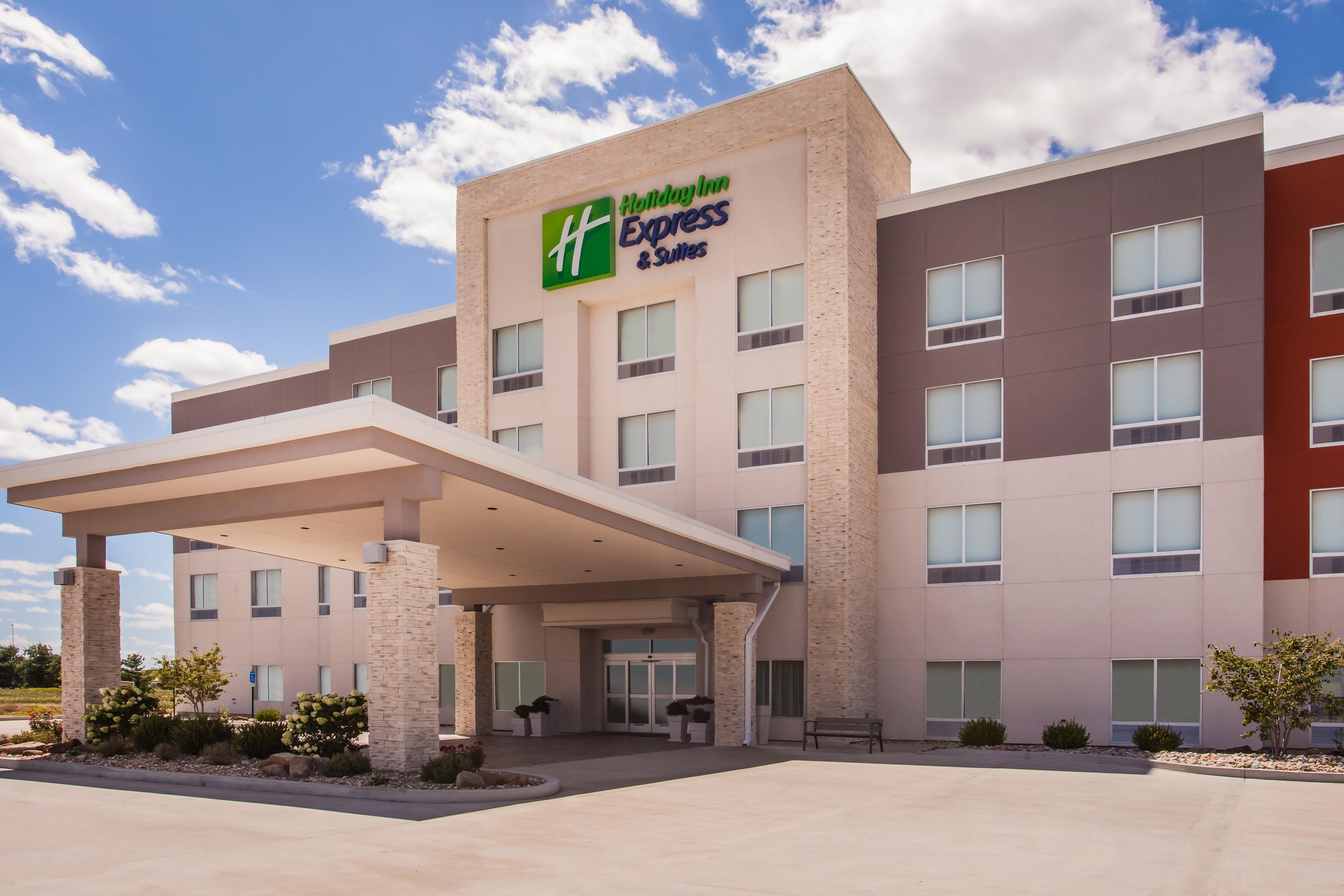Holiday Inn Express & Suites Litchfield By Ihg Экстерьер фото
