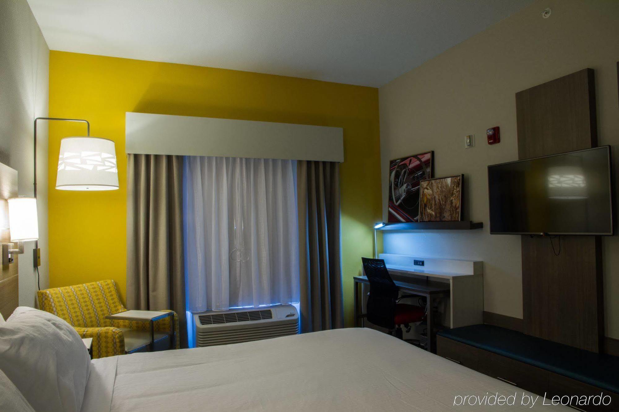 Holiday Inn Express & Suites Litchfield By Ihg Экстерьер фото